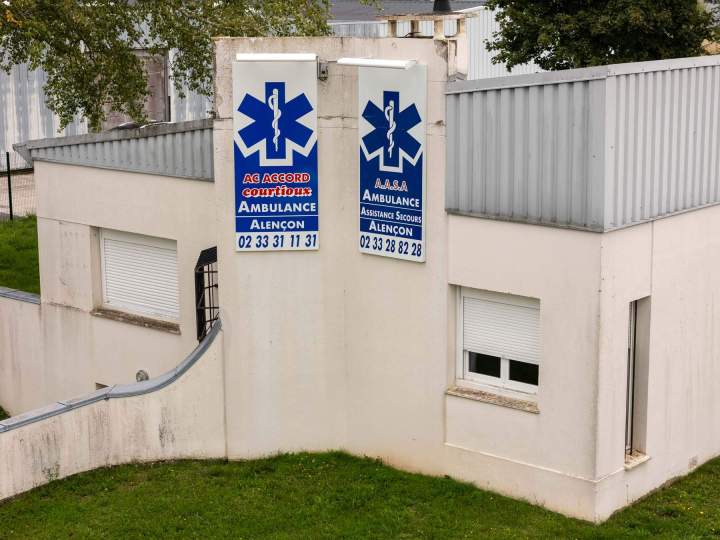 Devanture siège Cerisé