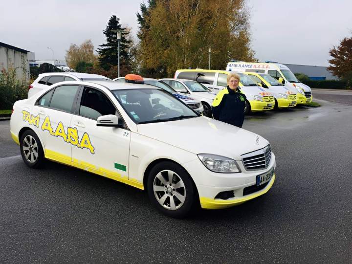 Chauffeurs de VSL Cerisé