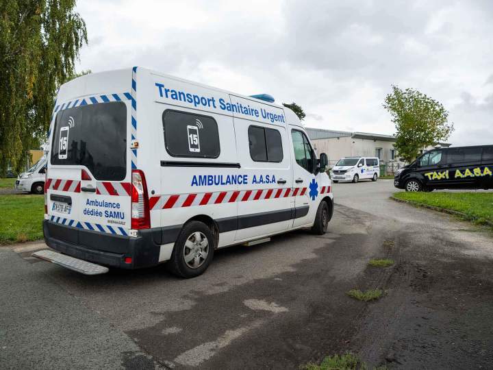 Ambulances Cerisé